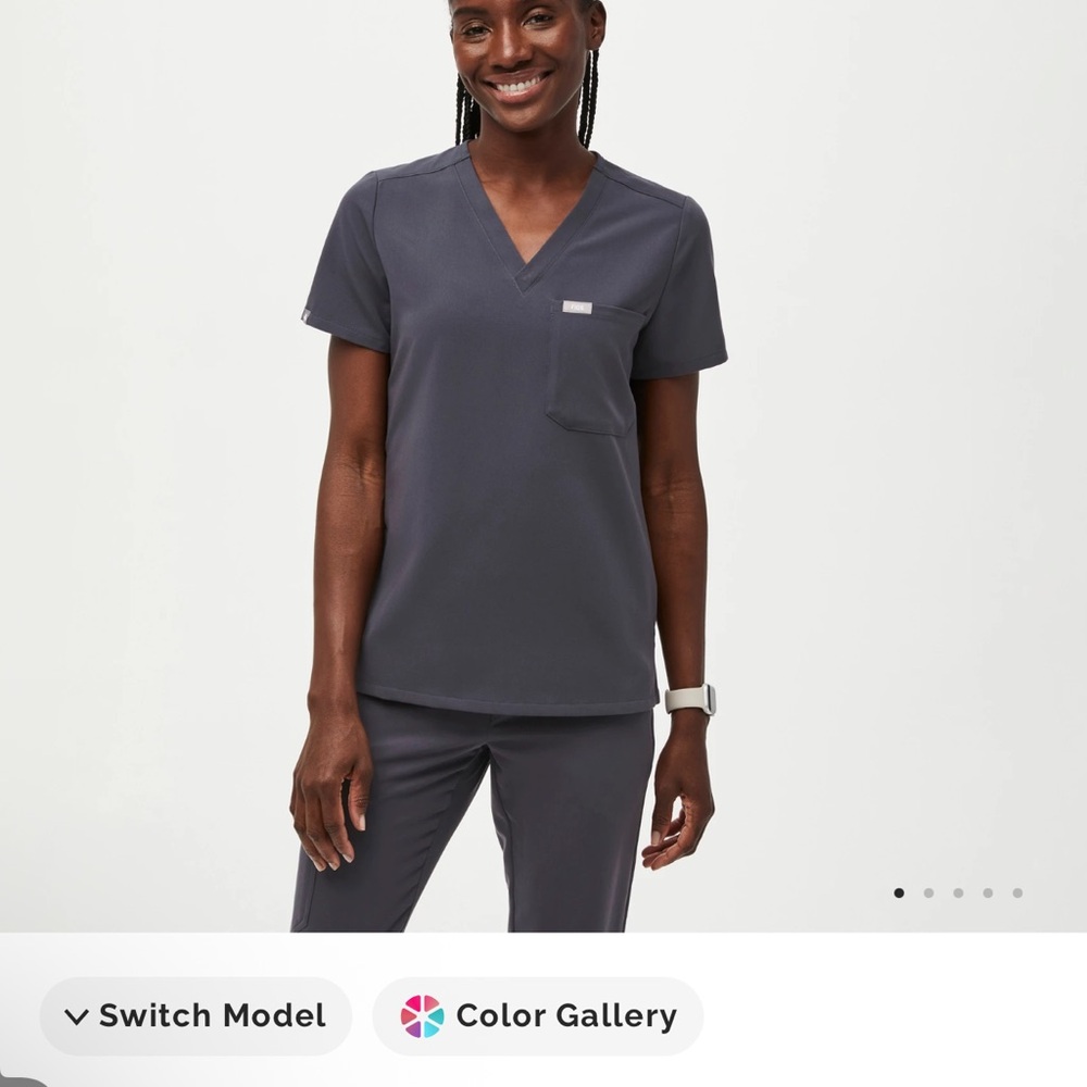 Figs Charcoal Catarina One- Pocket Scrub Top